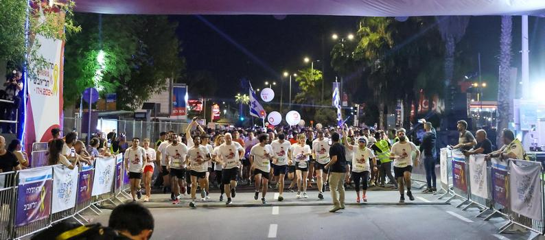 "עד שאביתר בבית": משפחתו של החטוף הובילה את מרוץ הלילה