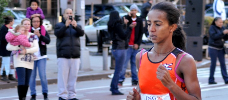 באיחור של עשור: מנצחת מרתון בוסטון קיבלה את כספיי הזכייה מאדם זר