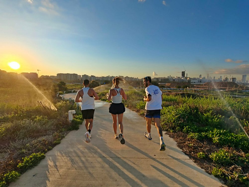 ריצת זיכרון ל-7 באוקטובר של טריאתלון כפר המכביה